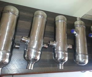 Condensate seal pot 